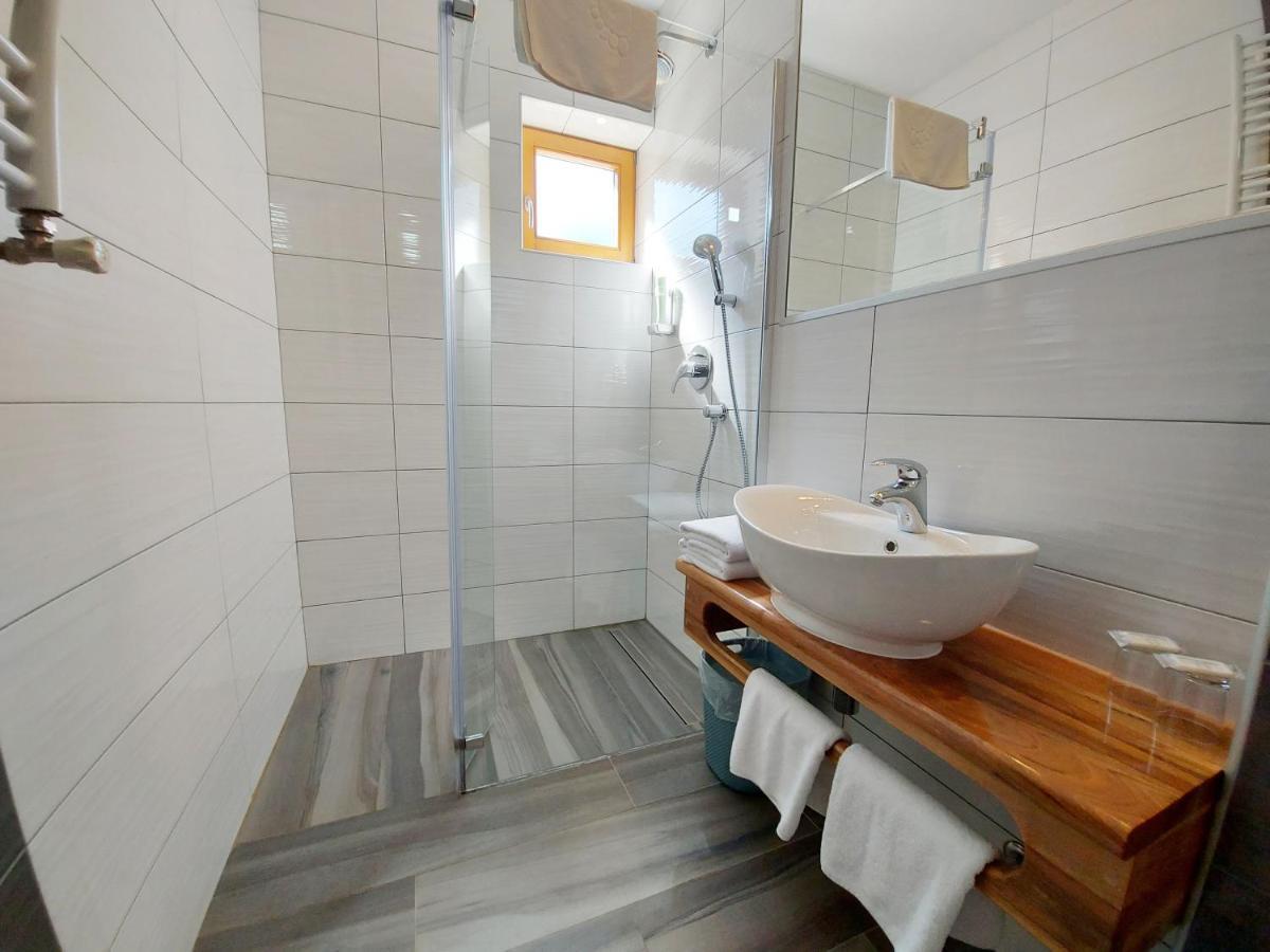 Bed and Breakfast Plitvice Etno House I Плитвицкие озёра Экстерьер фото