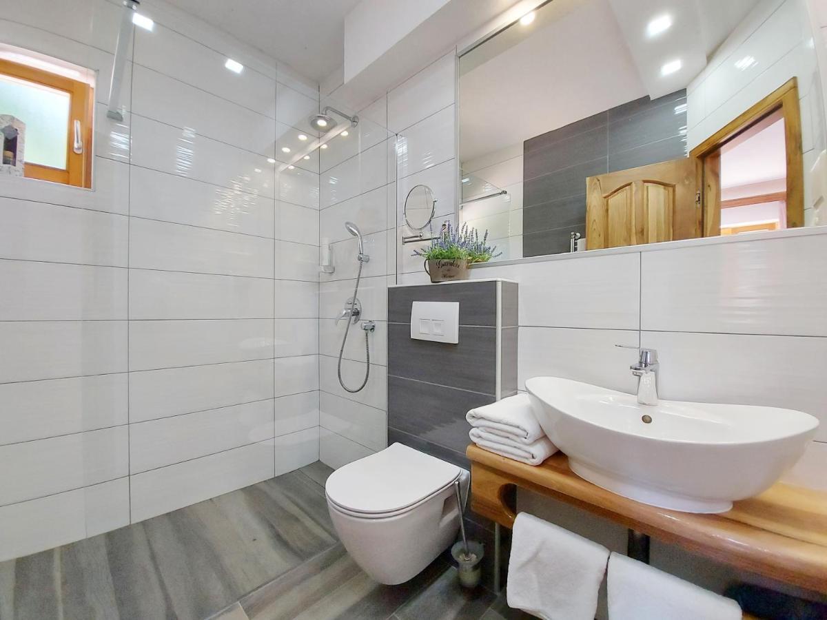 Bed and Breakfast Plitvice Etno House I Плитвицкие озёра Экстерьер фото